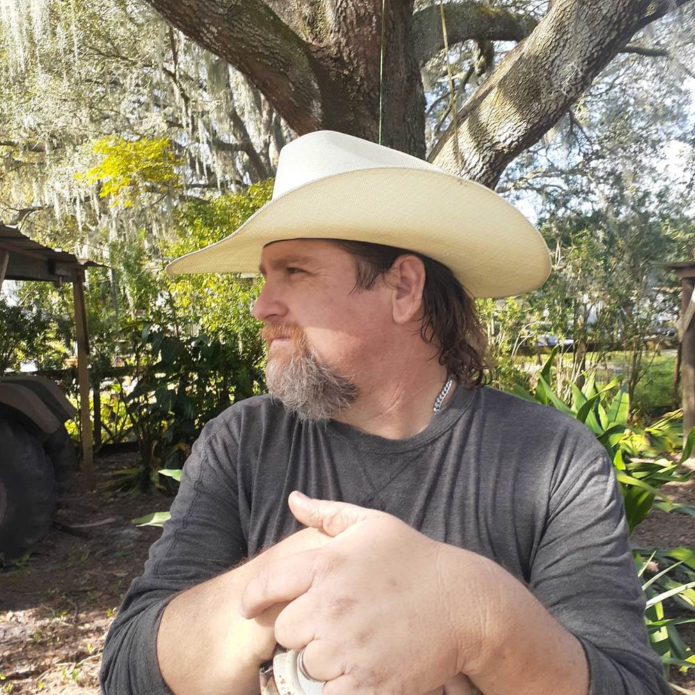 Portrait under the live oaks